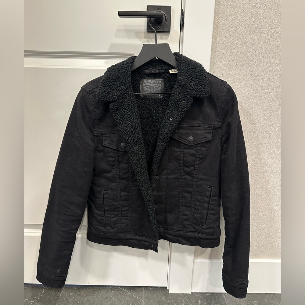 Levi Sherpa Trucker Jacket